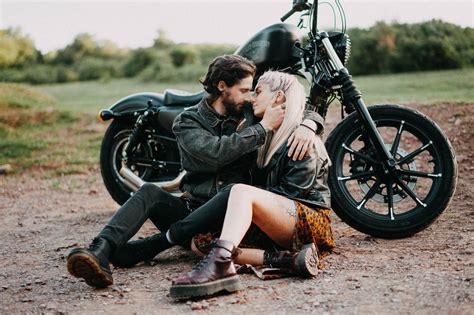 motorcycle themed couple   whoisbenjamin photography