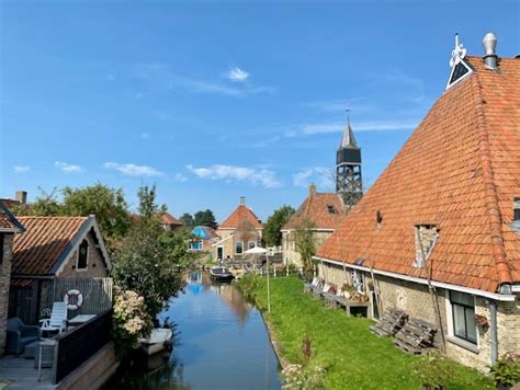 hindeloopen friesland velvet escape