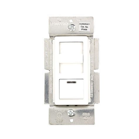 leviton illumatech  volt  watt magnetic  voltage