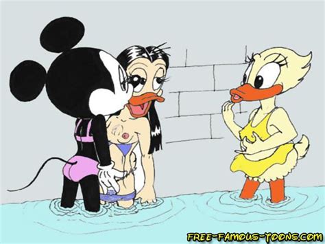 donald duck and mickey mouse sex