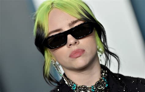 billie eilish  stopped reading instagram comments   ruining  life
