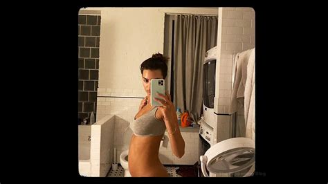 emily ratajkowski nude topless and leaked porn video