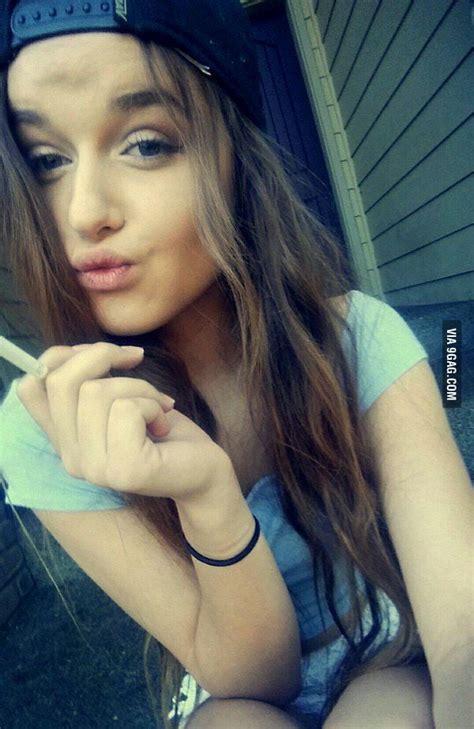 alex mae and yes she does 9gag
