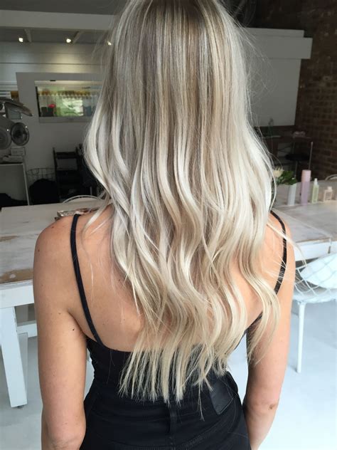 Visualizza altre idee su idee per capelli, capelli, . Pin en || ASH BLONDES