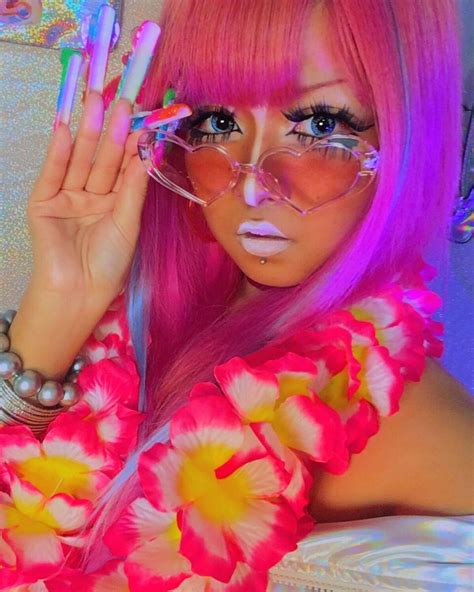 cyber サイバー is a sub style of gyaru it was founded by instagram model