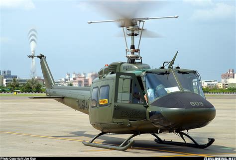 Bell Uh 1h Huey Ii 205 Bell Helicopter Aviation Photo 0382033