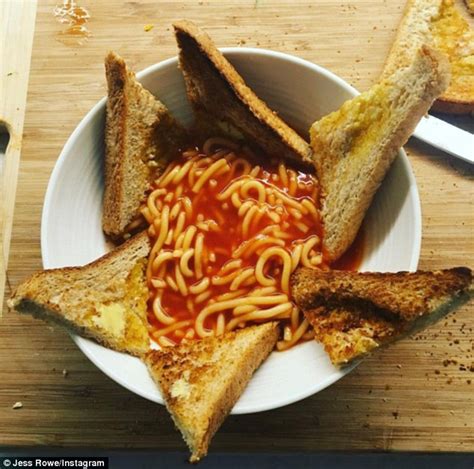 Jessica Rowe Shares Photos Of Her Crap Dinners Online
