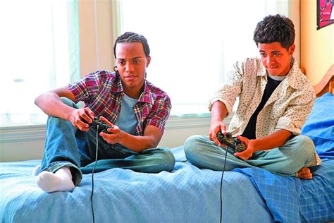 positive and negative effects of video games on teenagers
