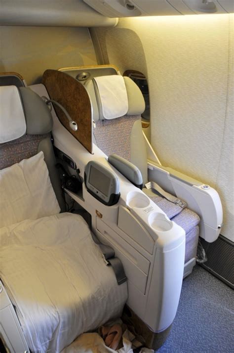 business class emirates boeing 777 300er seating