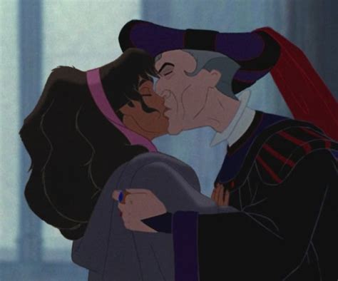 Esmeralda And Frollo Принцессы диснея Дисней Рисунки
