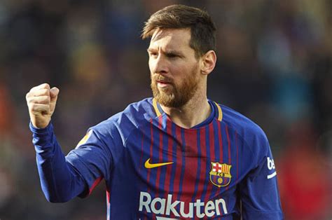 Lionel Messi Barcelona Star Tells Pals Cristiano Ronaldo Transfer