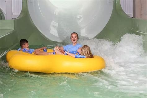 centre parcs  longleat forest water  tropical cyclone  typhoon bath