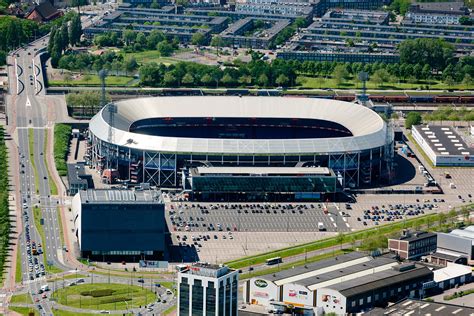 estadio  feyenoord conheca um dos estadios mais visitados da europa