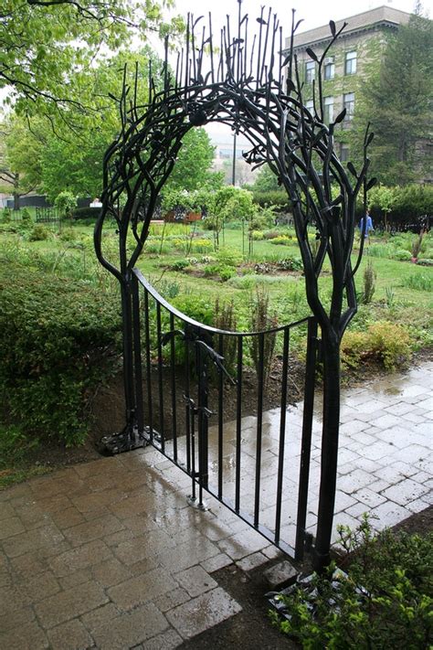 beautiful garden gate ideas