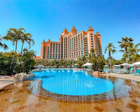 hotel review  atlantis  palm dubai voyagefox