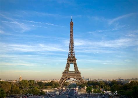 paris travel guide updated