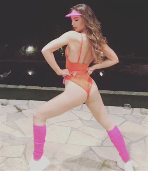 Brittny Ward Instagram Jenson Button S Girl Strips To
