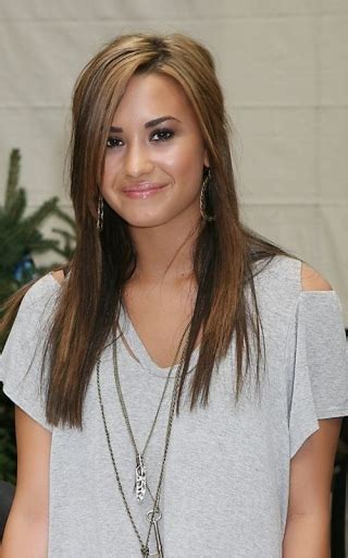 Demi Lovato Hairstyle Straight Celebrity Hair Cuts