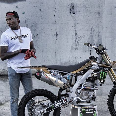 meek mill hints at dreamchasers 4 previews new music