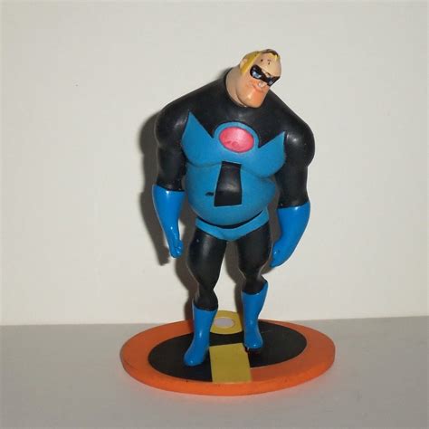Disney Pixar S The Incredibles Out Of Shape Mr Incredible
