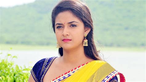 Keerthi Suresh Unable To Allocate Dates For Her Projects