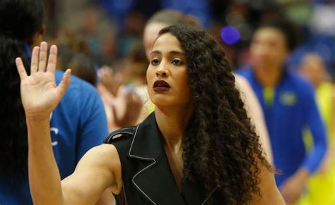 When Will Skylar Diggins Smith Return To Basketball A Look At What The