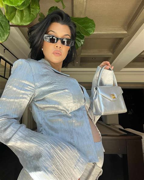 kourtney kardashian s latest bump dump included her sexiest maternity