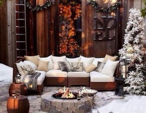 24 Cozy And Beautiful Winter Terrace DÃ©cor Ideas - DigsDigs