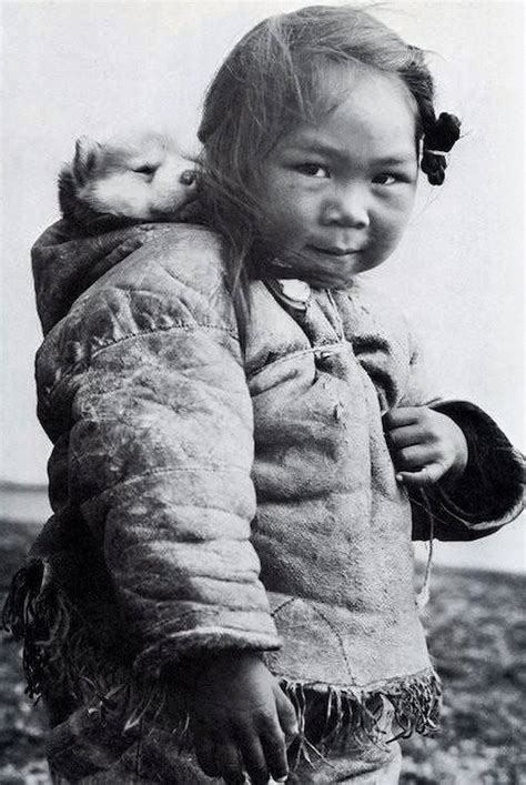 basel bazaar eskimo inuit chukchi baby husky puppy kate moss bw