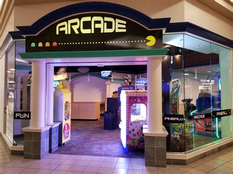everett mall   coin op arcade  reverett