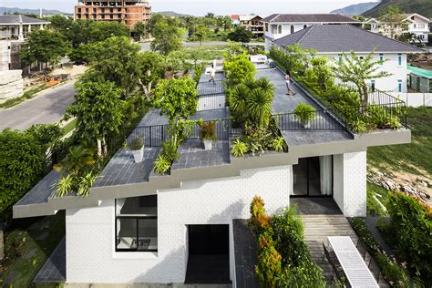 impressive  innovative rooftop spaces archdaily