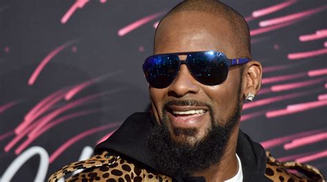 r kelly timeline life career and sexual assault accusations