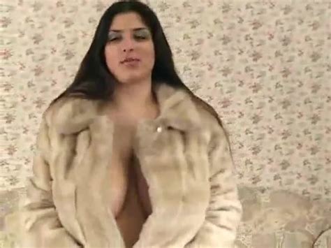 fat chick in fur coat gets naked porn tube