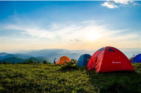 isi liburan akhir   lima rekomendasi tempat camping  jawa barat
