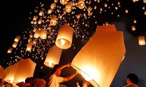 Thai Authorities Threaten Sky Lantern Fans With Death Penalty