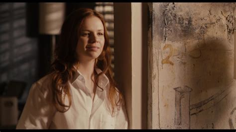 naked amber tamblyn in beyond a reasonable doubt