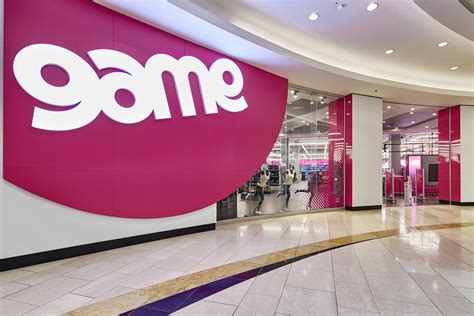 game debuts  tech based retail store   future  mall  africa  locations