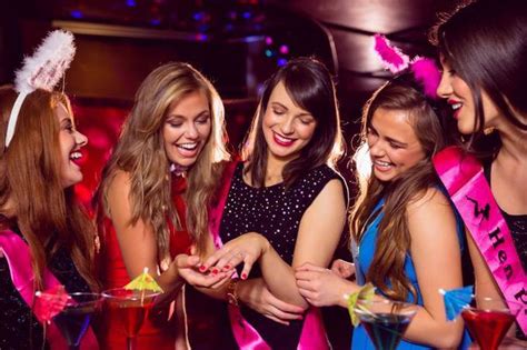 Maintaining Your Etiquette At A Hen Party Blog Butlers