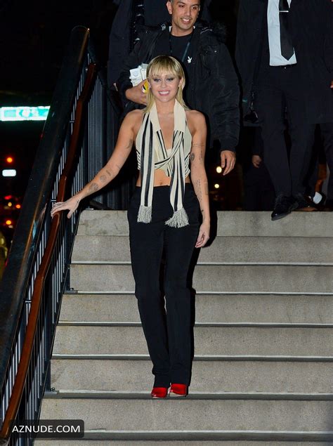 Miley Cyrus Very Revealing After Marc Jacobs Fashion Show