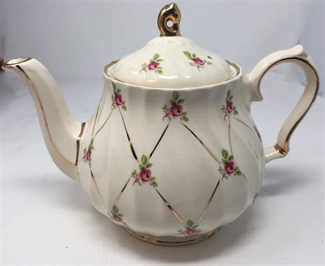 gorgeous teapot vintage sadler england fine china tea pot teapot  embossed roses gold