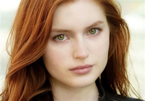 Natural Girl With Auburn Hair And Green Eyes Hair Trends