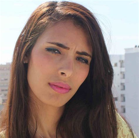 yellow makeup lipstick hair eyes style fashion love longhair arab moroccan girl