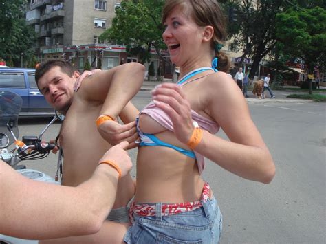 unexpected and embarrassing boob flash in public girls flashing sorted by position luscious