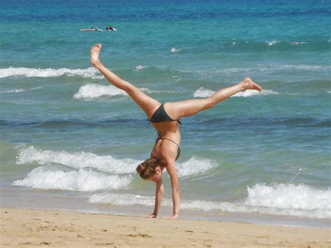 gymnastics girl in bikini 8 pics