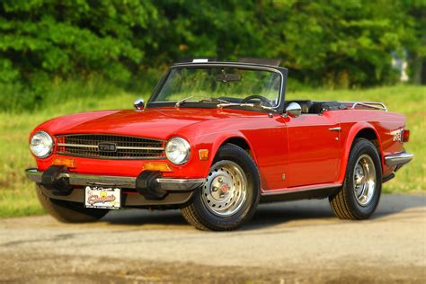 triumph tr sunnyside classics  classic car dealership  ohio