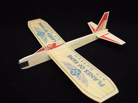 balsa wood airplane models   rubber band  wind   propeller