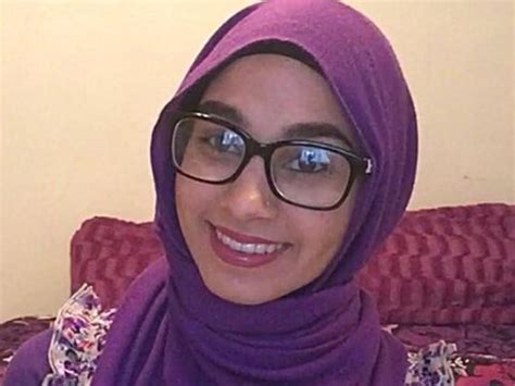 tutorial hijab simpel   wajah bulat  berkacamata