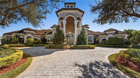 rapper rick ross buys home   nba star amare stoudemire  south florida