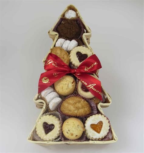 christmas tree basket cookies  amore
