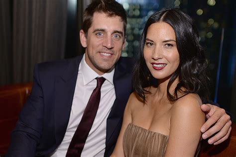 olivia munn reportedly in pieces over aaron rodgers new